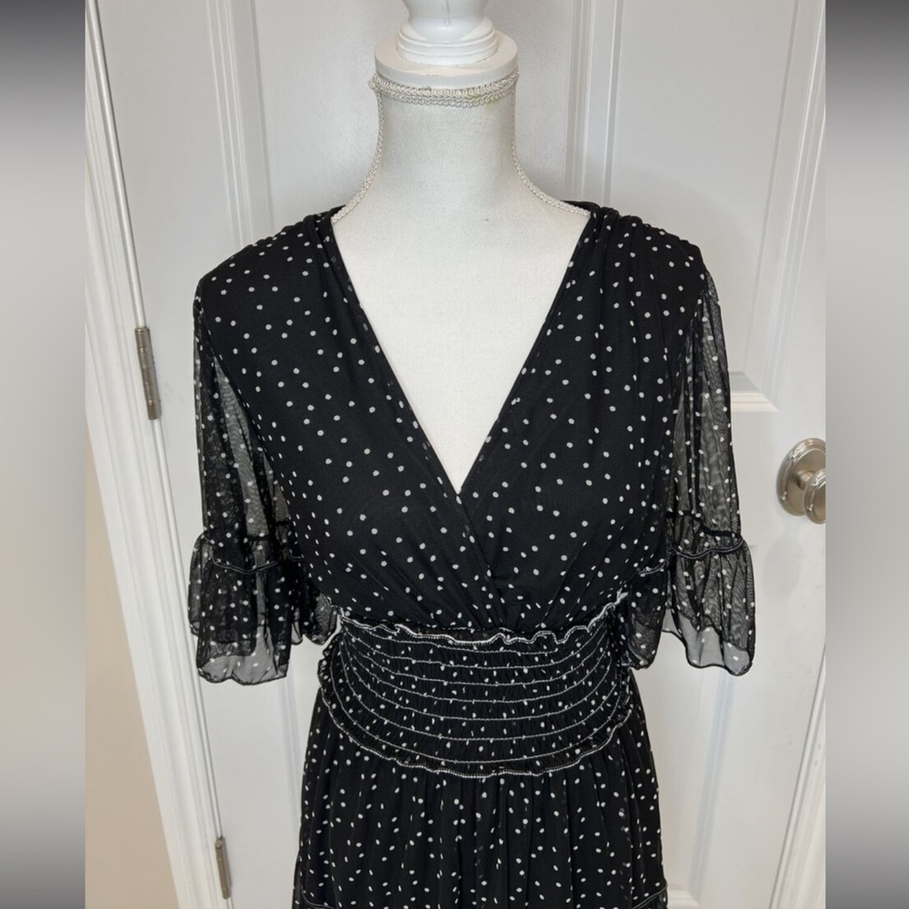 Max Studio Medium Black White Polka Dot Chiffon Tiered Ruched V-neck Dress